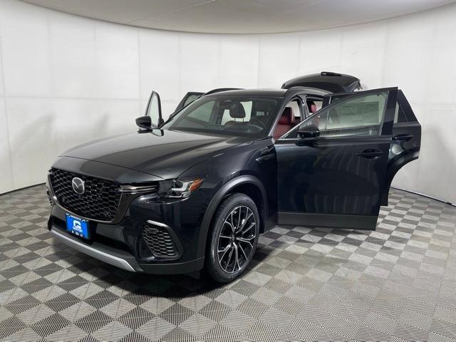Photo of 2025 Jet Black Mica Mazda CX-70 PHEV