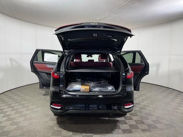 Photo of 2025 Jet Black Mica Mazda CX-70 PHEV