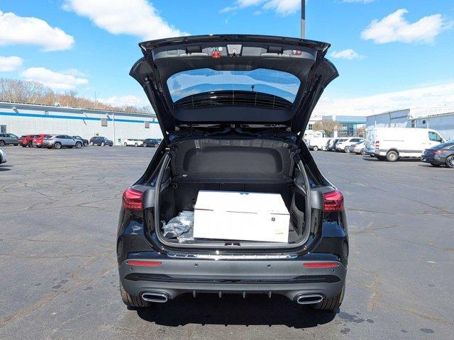 Photo of 2024 Midnight Black Mercedes-Benz GLA 250