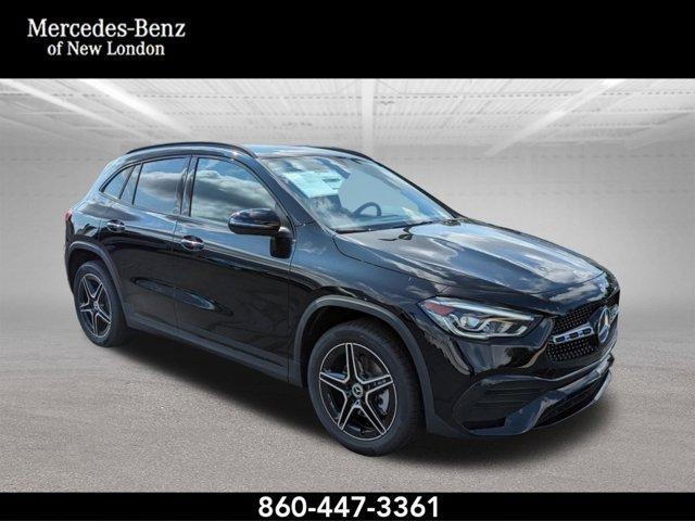 Photo of 2023 Midnight Black Mercedes-Benz GLA 250
