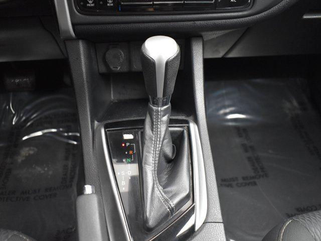 Photo of 2018 Gray Toyota Corolla