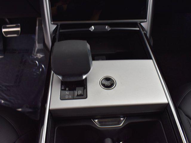 Photo of 2025 Santorini Black Metallic Land Rover Range Rover