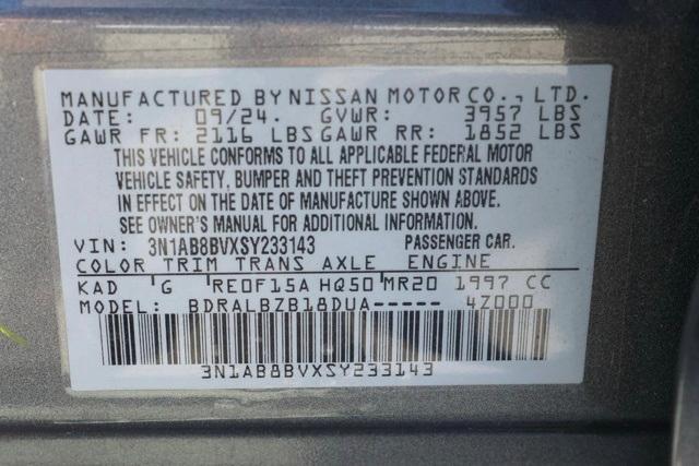 Photo of 2025 Gun Metallic Nissan Sentra