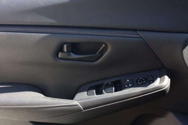 Photo of 2025 Gun Metallic Nissan Sentra