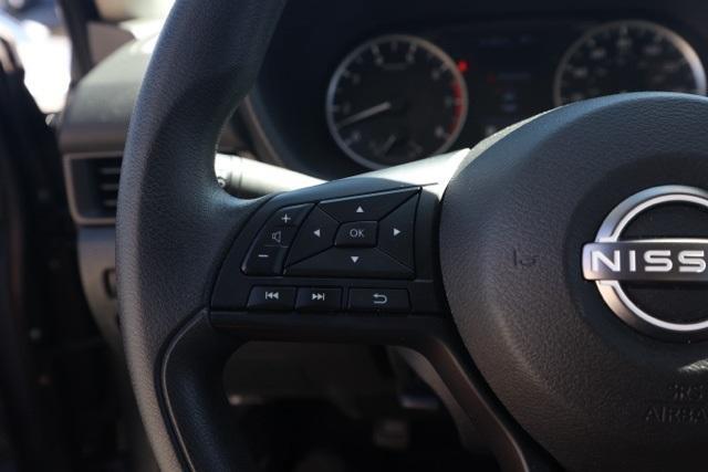 Photo of 2025 Gun Metallic Nissan Sentra