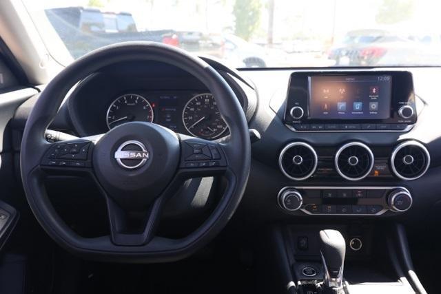 Photo of 2025 Gun Metallic Nissan Sentra