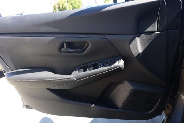 Photo of 2025 Gun Metallic Nissan Sentra