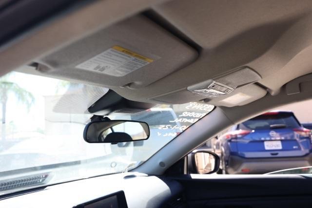 Photo of 2025 Gun Metallic Nissan Sentra