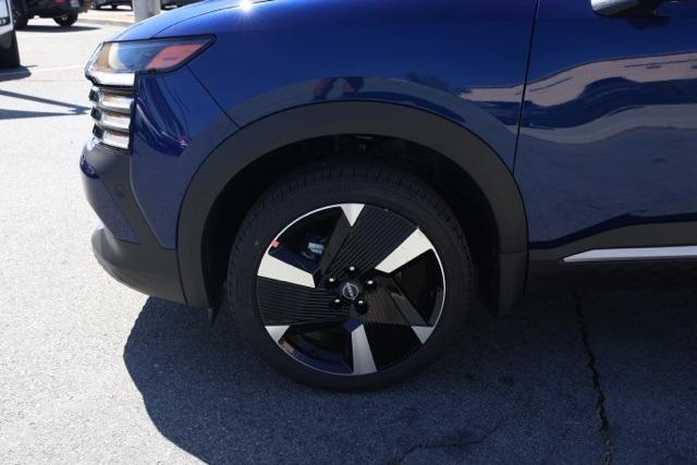 Photo of 2026 Deep Blue Pearl Nissan Kicks