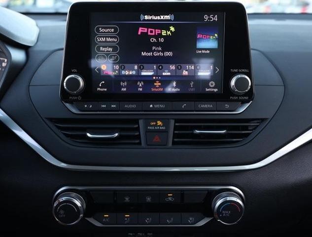 Photo of 2025 Gun Metallic Nissan Altima