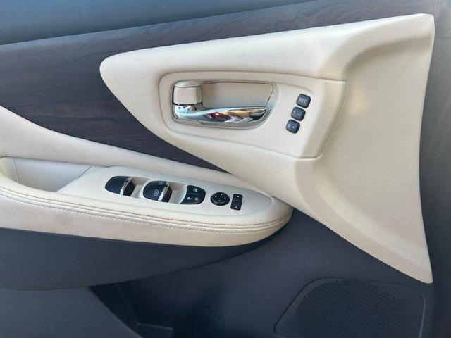 Photo of 2024 Scarlet Ember Tintcoat Nissan Murano
