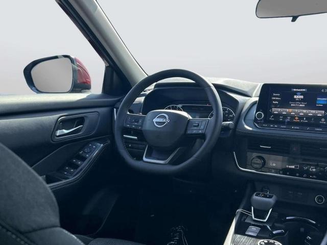 Photo of 2026 SCARLET.EMBER Nissan Rogue