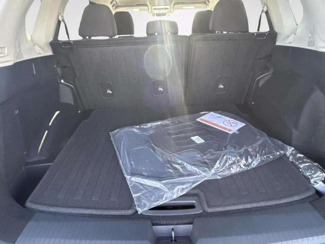 Photo of 2026 SCARLET.EMBER Nissan Rogue