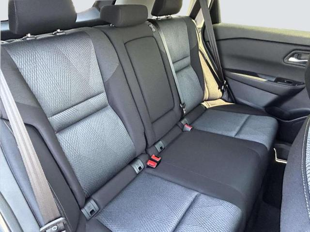 Photo of 2025 SUPER.BLACK Nissan Rogue