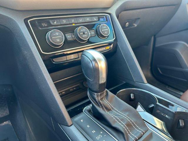 Photo of 2021 Deep Black Pearl Volkswagen Atlas