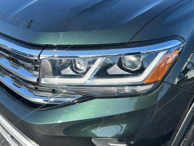 Photo of 2021 Deep Black Pearl Volkswagen Atlas