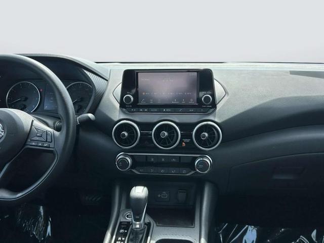 Photo of 2025 GUN.METALLIC Nissan Sentra