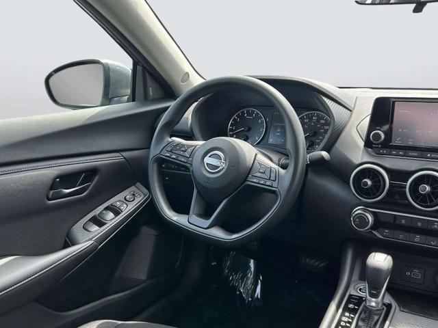 Photo of 2025 GUN.METALLIC Nissan Sentra