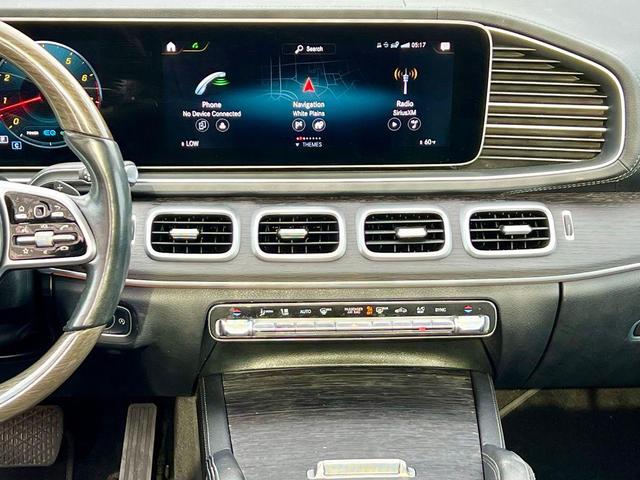 Photo of 2022 Black Mercedes-Benz GLS 450