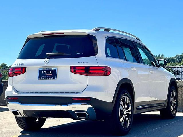 Photo of 2025 Polar White Mercedes-Benz GLB 250
