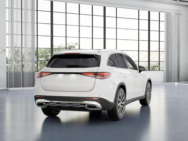 Photo of 2025 Polar White Mercedes-Benz GLC 300