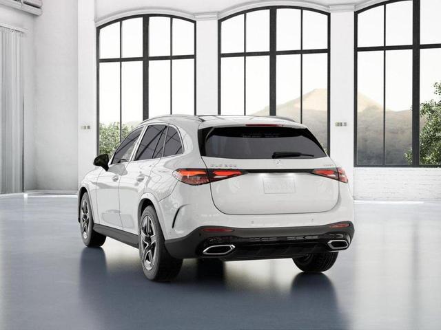 Photo of 2025 Polar White Mercedes-Benz GLC 300