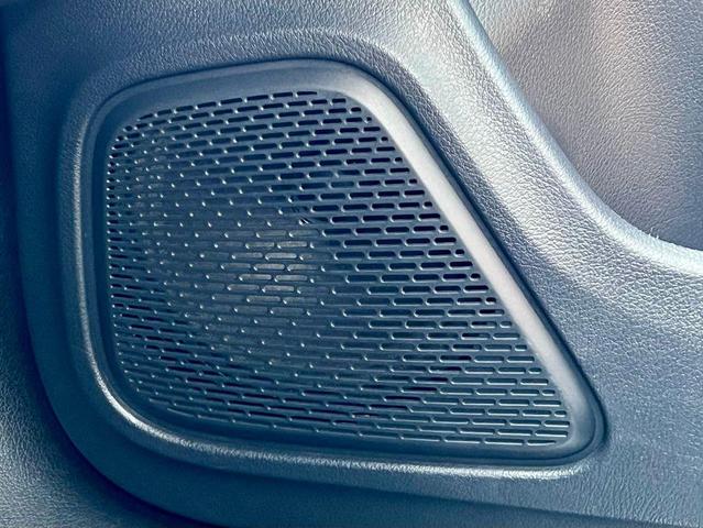 Photo of 2022 Night Black Mercedes-Benz GLB 250