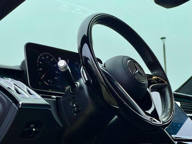 Photo of 2023 Black Mercedes-Benz S-Class