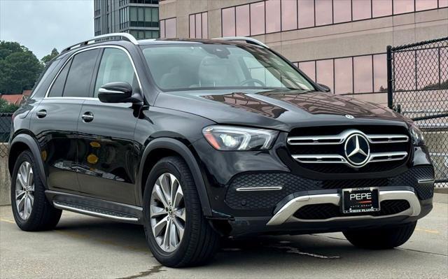 Photo of 2022 Obsidian Black Metallic Mercedes-Benz GLE 350