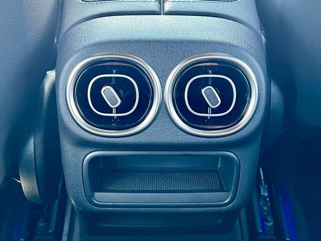 Photo of 2025 Cirrus Silver Metallic Mercedes-Benz GLC 300