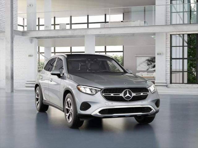 Photo of 2025 Mercedes-Benz GLC 350e
