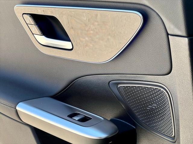 Photo of 2025 Black Mercedes-Benz C-Class