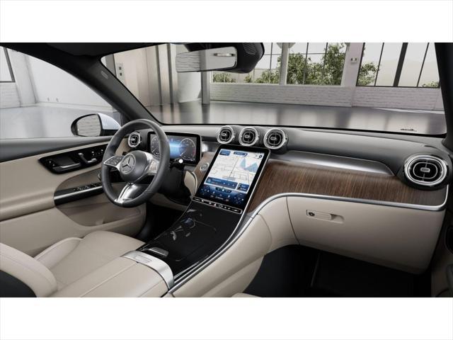 Photo of 2025 Polar White Mercedes-Benz GLC 300