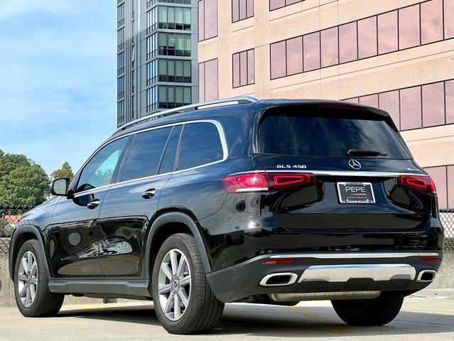 Photo of 2022 Obsidian Black Metallic Mercedes-Benz GLS 450