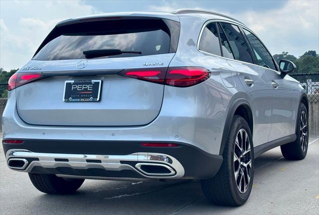 Photo of 2025 Cirrus Silver Metallic Mercedes-Benz GLC 300