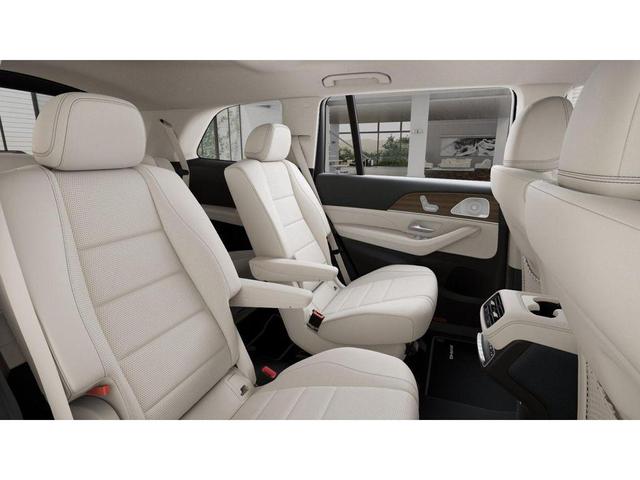 Photo of 2025 Selenite Grey Metallic Mercedes-Benz GLS 450