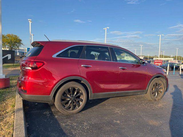 Photo of 2020 Passion Red Kia Sorento