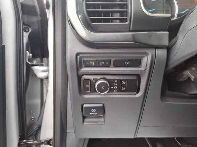 Photo of 2023 Iconic Silver Metallic Ford F-150
