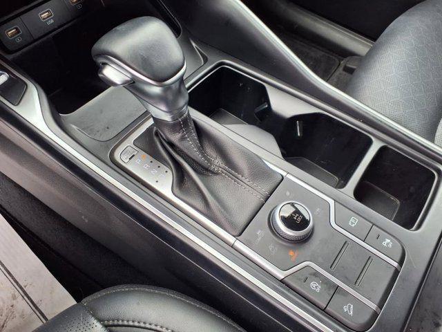 Photo of 2022 Ebony Black Kia Sorento