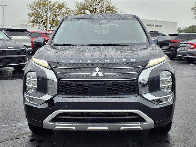 Photo of 2024 Graphite Gray Mitsubishi Outlander