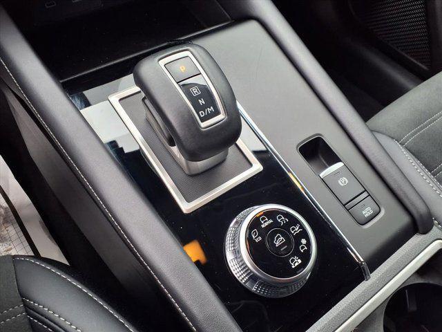 Photo of 2024 Graphite Gray Mitsubishi Outlander