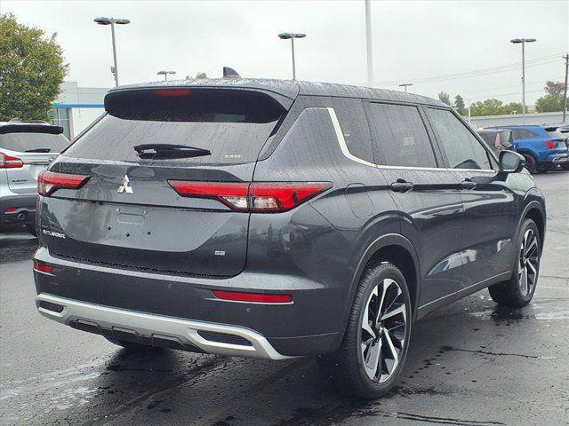 Photo of 2024 Graphite Gray Mitsubishi Outlander