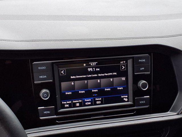 Photo of 2024 Pure White Volkswagen Jetta
