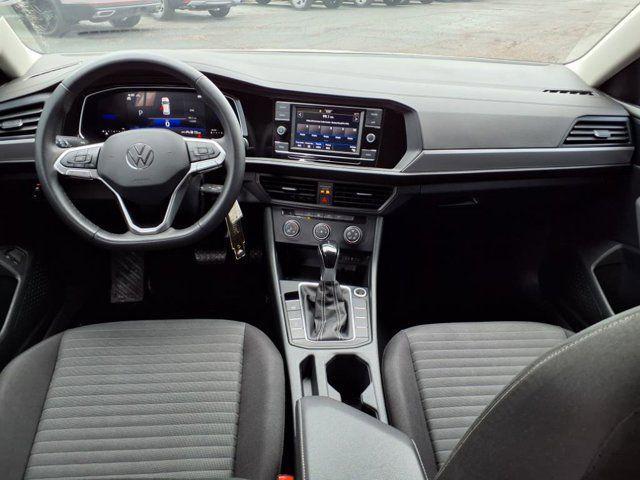 Photo of 2024 Pure White Volkswagen Jetta