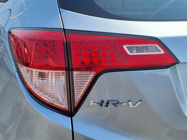 Photo of 2017 Lunar Silver Metallic Honda HR-V