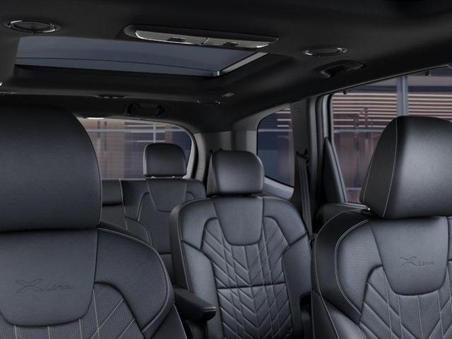 Photo of 2024 Glacial White Pearl Kia Telluride