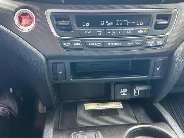 Photo of 2022 Sonic Gray Pearl Honda Pilot
