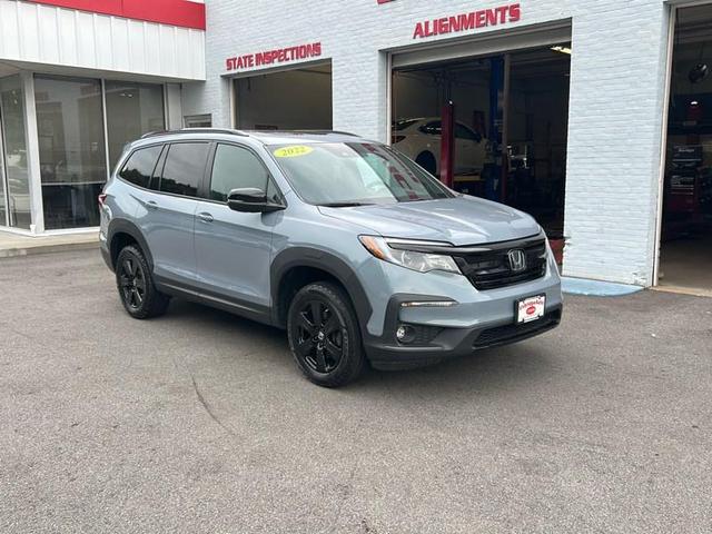 Photo of 2022 Sonic Gray Pearl Honda Pilot
