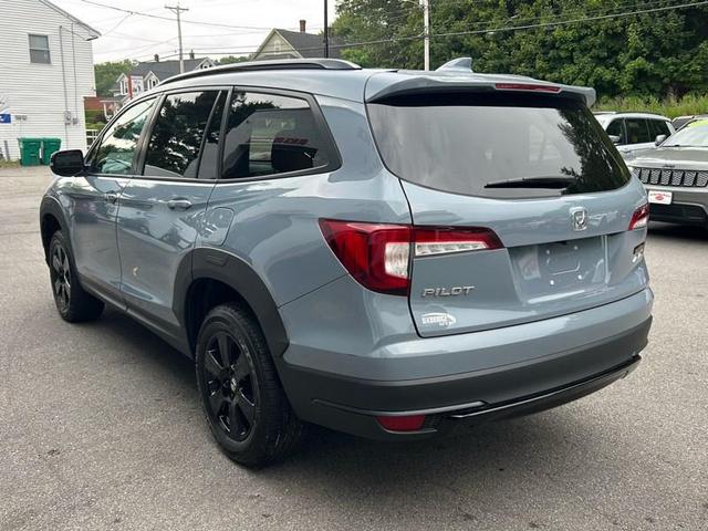 Photo of 2022 Sonic Gray Pearl Honda Pilot