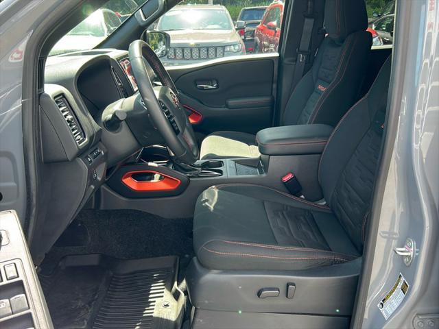 Photo of 2023 GRAY Nissan Frontier
